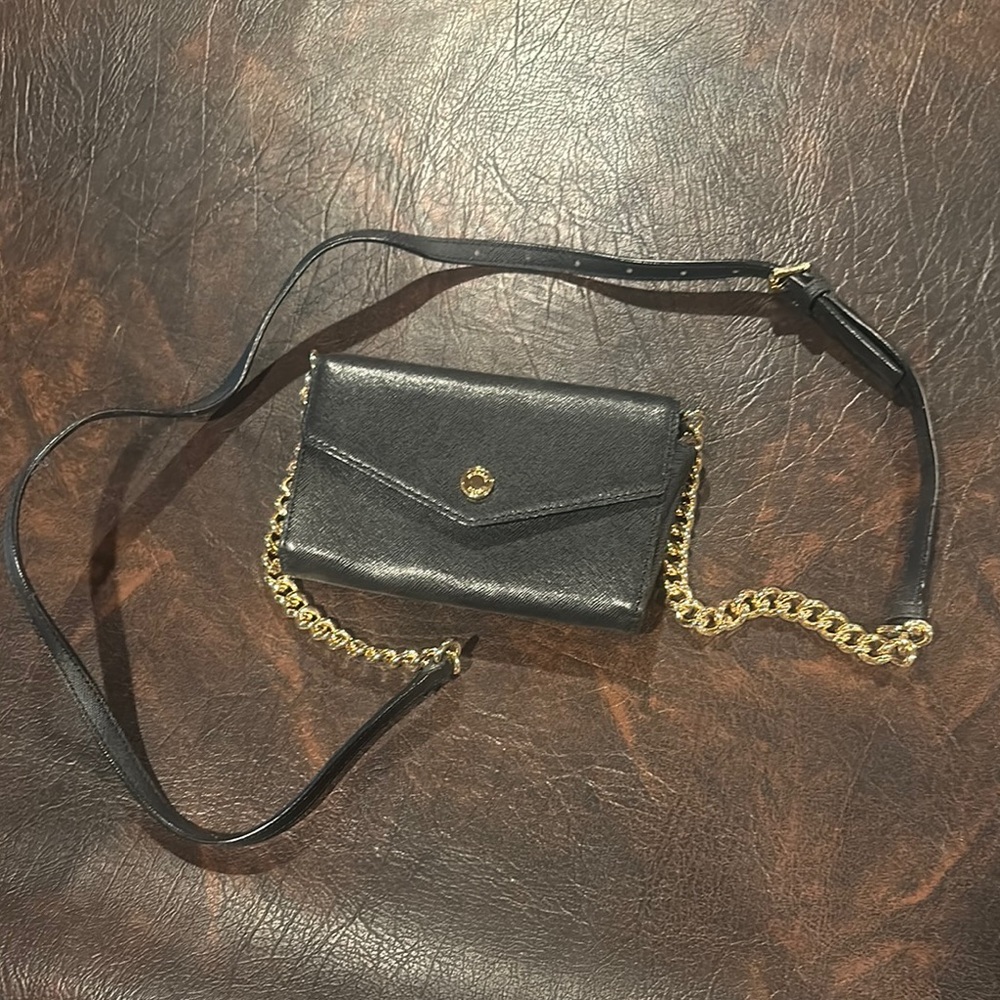 Elegant Black Leather Crossbody Bag